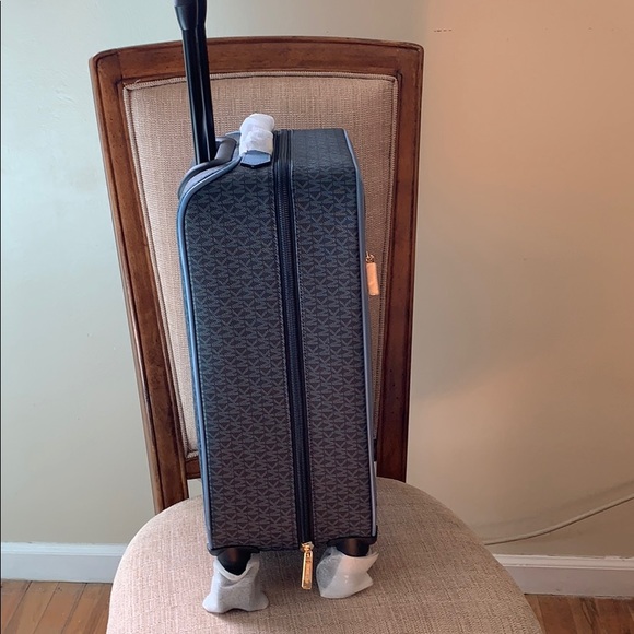 Michael Kors Carry On Trolley French Blue - Picture 3 of 7